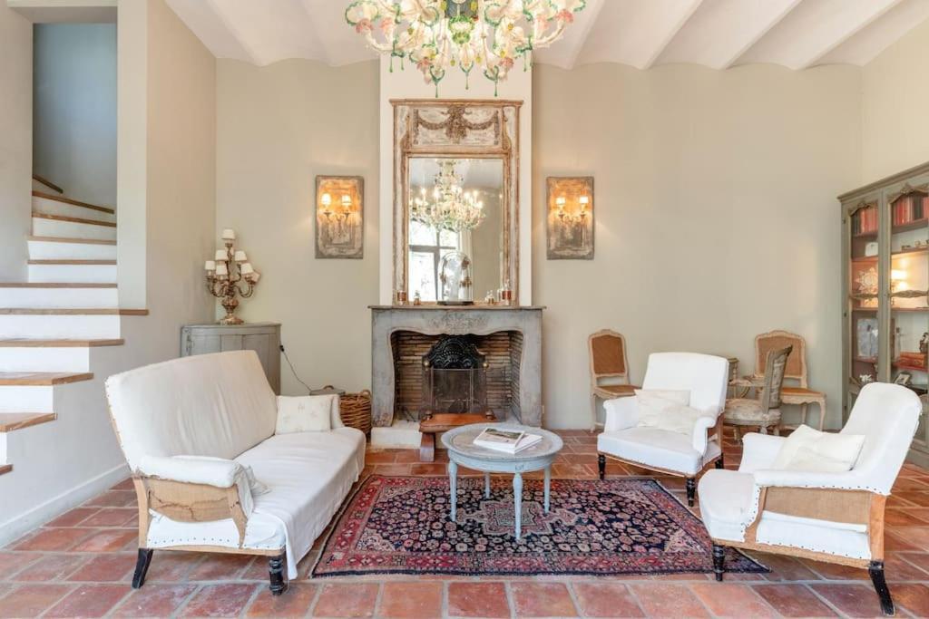 Villa La Demeure Provencale Au Charme Suranne